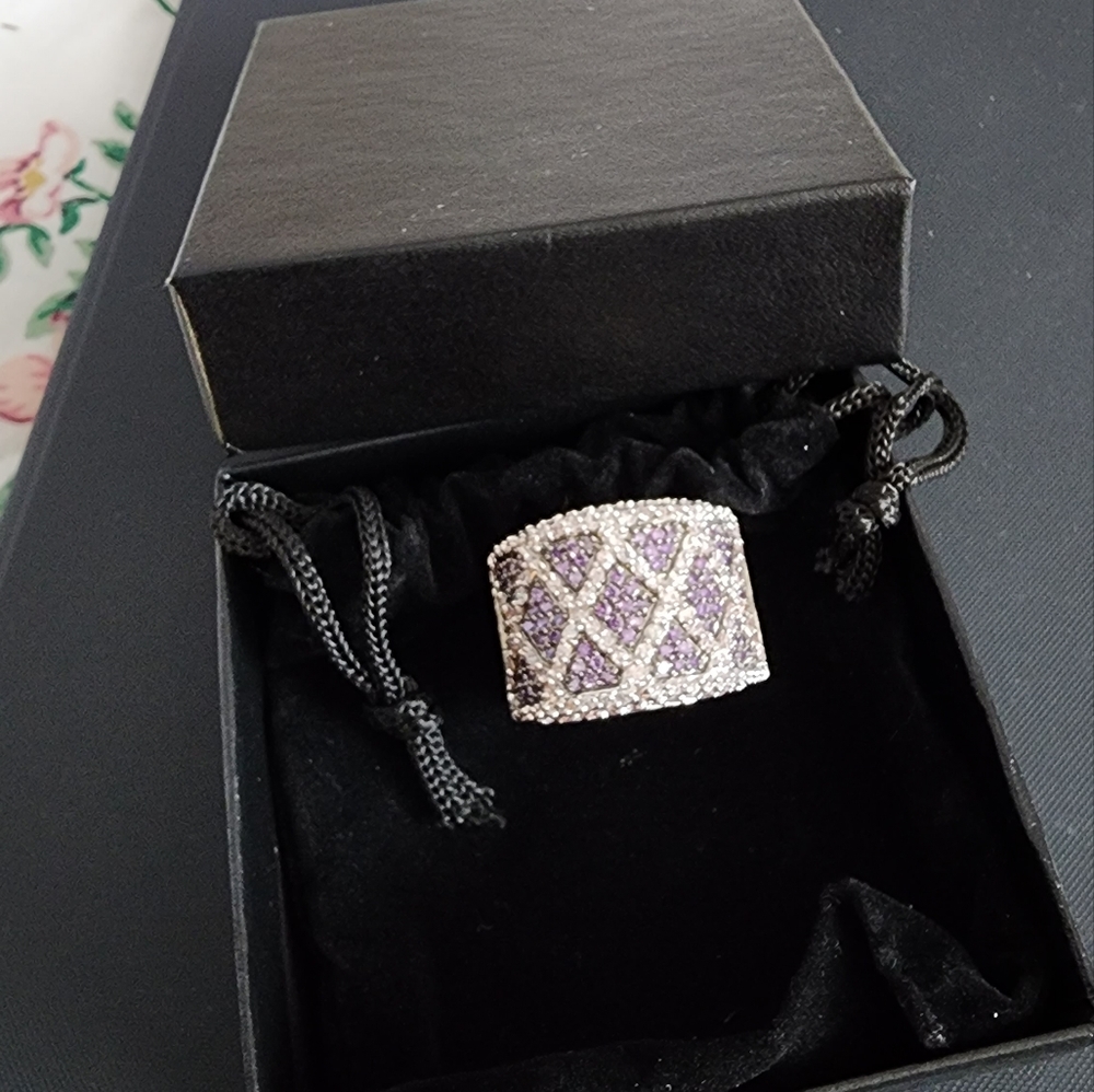 Ring - Picture 9 of 11